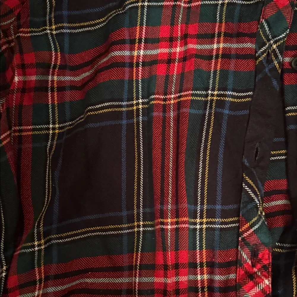 beachlunchlounge Women's Red and Black Plaid Button Down Shirt - Picture 4 of 7